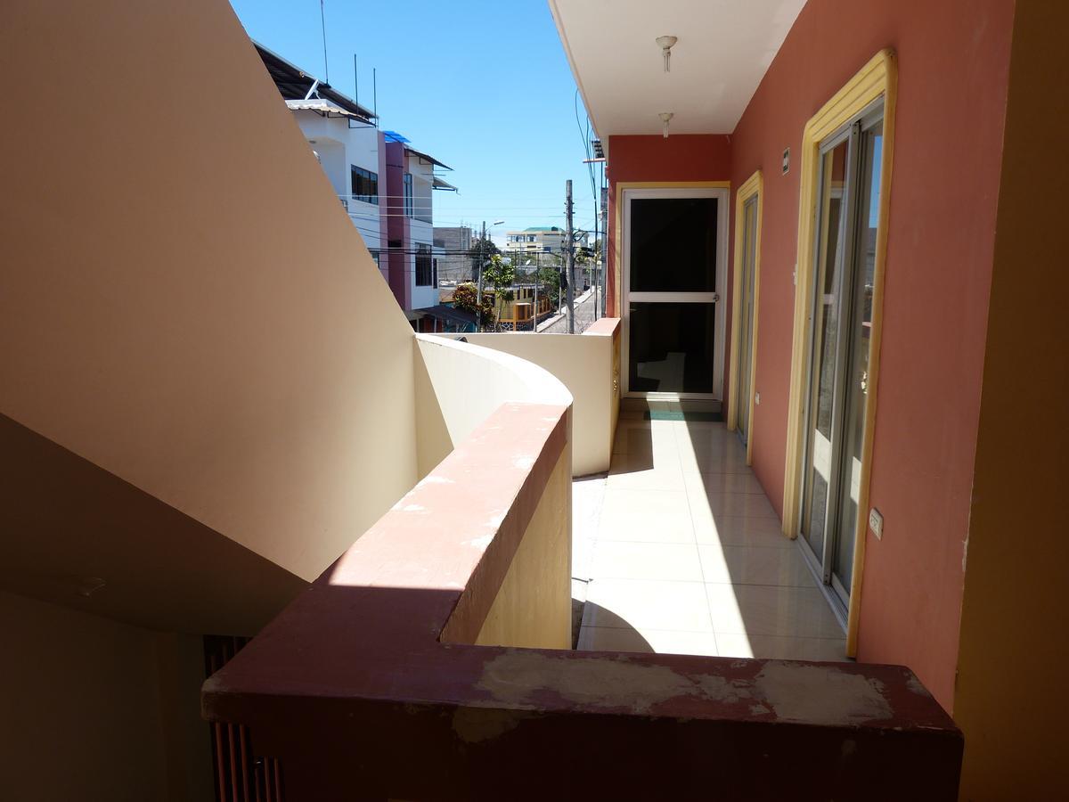 Hostal Terito Puerto Baquerizo Moreno Dış mekan fotoğraf